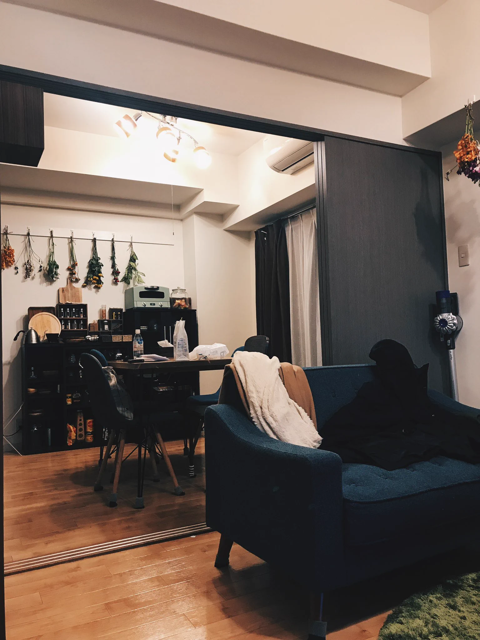 社会人1年目から6年目までのお部屋の変遷！すごくおしゃれになっていて素敵！