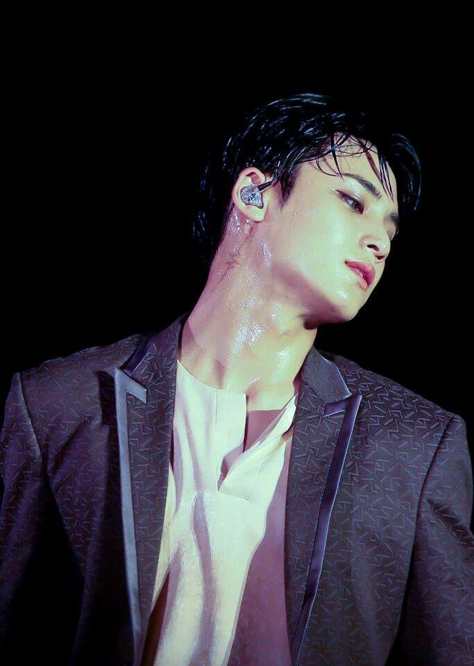 EXTREMELY heavy content from Kim Mingyu - a thread 