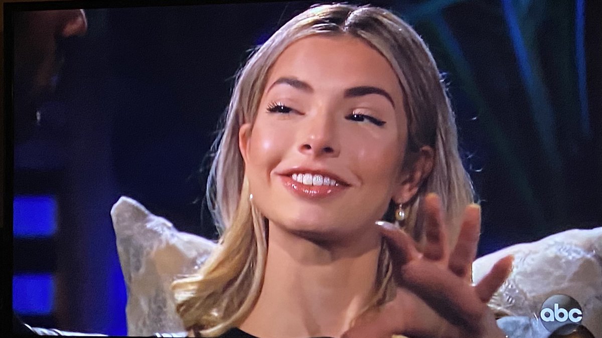 “We can totally get married, I just have to take my finals first.” #thebachelor