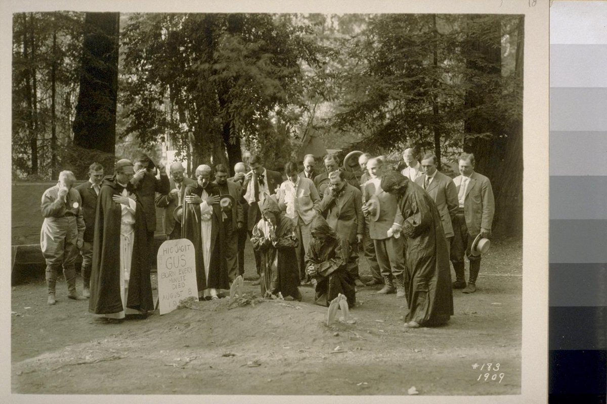 5/ The next four photos are of I hope ritualistic sacrifices of effigies and not of real people. The centre photo is clearly a mock sacrifice but the others I’m not 100% So the discernment is on you guys for the other two.