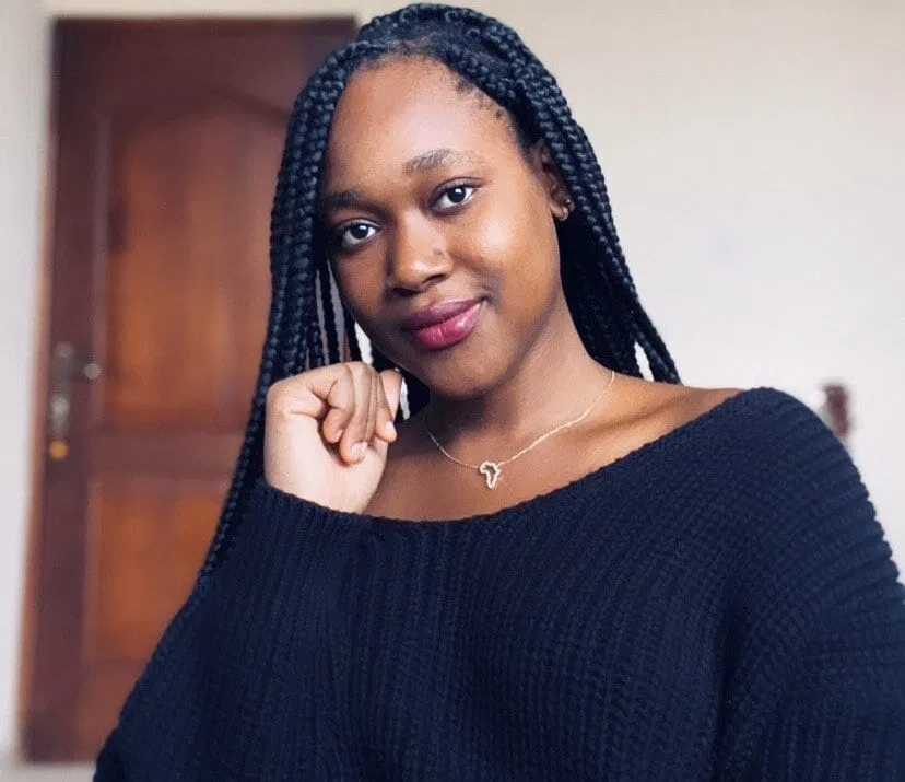 ayana_webzine's tweet photo. "Durant ma première année à l’université, j’ai eu mon premier ordinateur. Je me suis familiarisée avec cet outil et depuis je ne l’ai plus lâché." Charlette N'Guessan
Découvre l'interview complète ici->https://t.co/7ciE1vWjNw
#ayana #ayanawebzine #bacegroup #SuperWoman https://t.co/h5rHe9DHa3