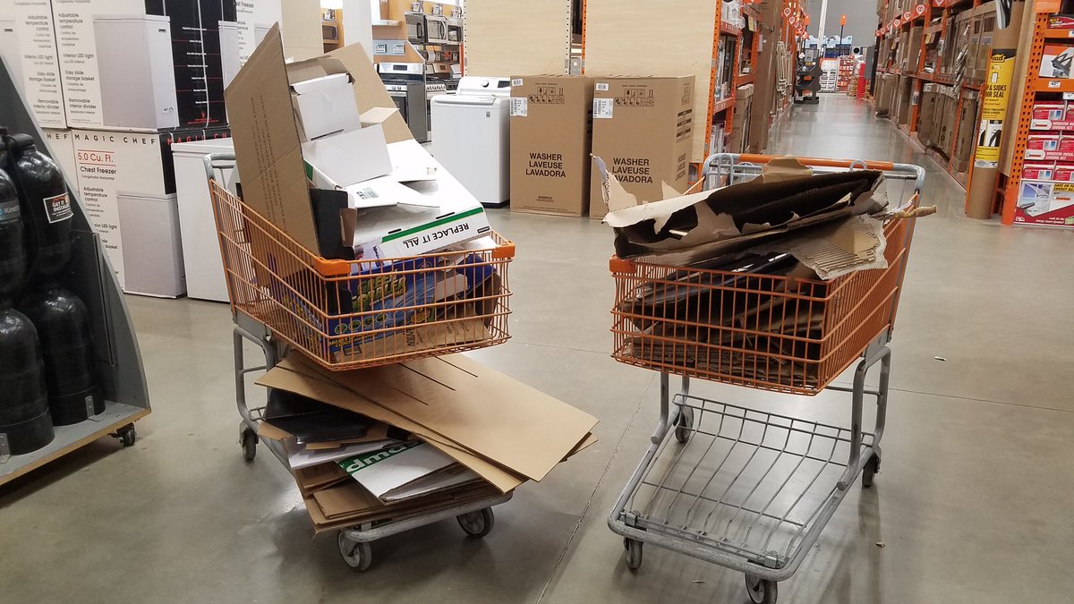 MaryHylton11's tweet photo. What else do you do on a snowy Monday night?! #packdownchallenge
#powerpackdown
#team2012
 @s_braughton @InoUsquiano @GeoffBinionTHD @JoeMr_Oz @HDsouthportIN @BPlantenberg https://t.co/pLfrHTu1xY
