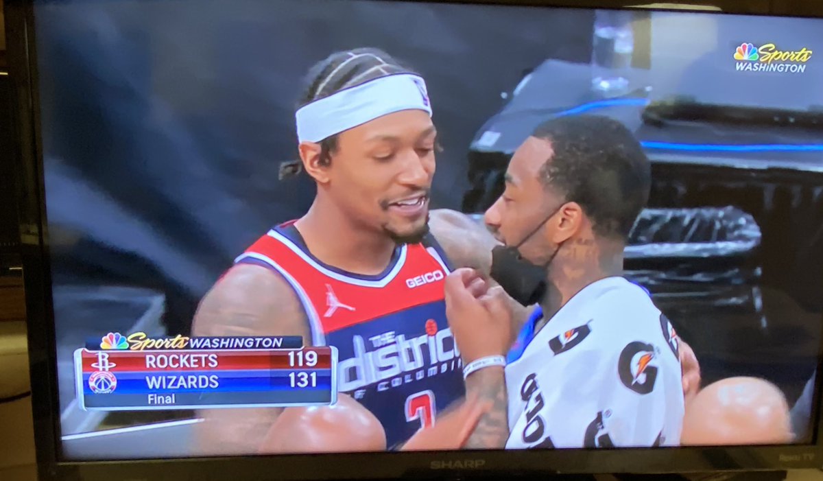 wolfblitzer's tweet photo. An impressive  @WashWizards win in DC. @RealDealBeal23 and @JohnWall get back together right after the game. Nice. @NBA https://t.co/LX0CoV0llZ
