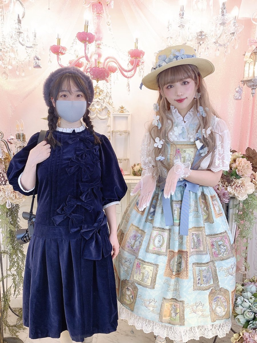 深澤翠 乙女のソーイングbookでコラボした型紙でこんなに可愛いワンピース作ってくれました 実物生で初めてみたよー感動 使う生地でかなり印象が変わる カメラもお裁縫も完璧 さっちゃん天才 乙女のソーイングbook T Co