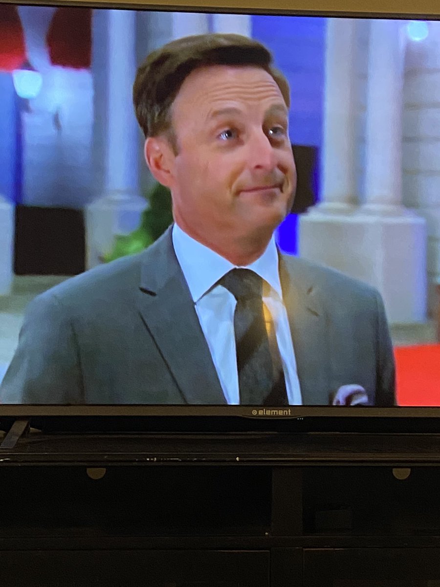 FluffyMermaid13's tweet image. Me enjoying every moment there is with @chrisbharrison
The Twitter mob is disgusting. This is why we can’t have nice things. 
#bringbackchrisharrison
#CancelCancelCulture
@BachelorABC