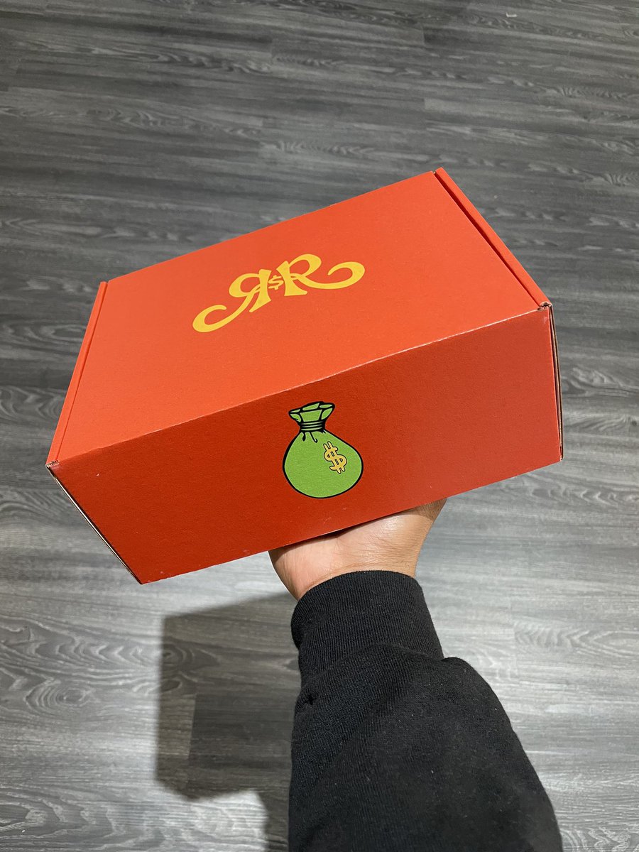 Daz907's tweet photo. ATB X MGMW “RICHIE RICH” 59FIFTY
AVAILABLE WED FEBRUARY 17th, 2020 💎💰🧢 https://t.co/OTBRhjJ694