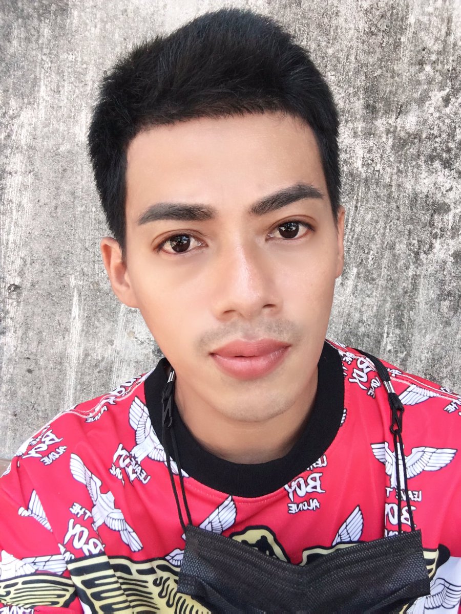 AladdinTH's tweet photo. “ไม่มีหรอกครับลับ​ๆ​ ล่อ​ๆ มีแต่พาไปล่อในที่ลับ​ๆ”964 https://t.co/lgzhnbeH87