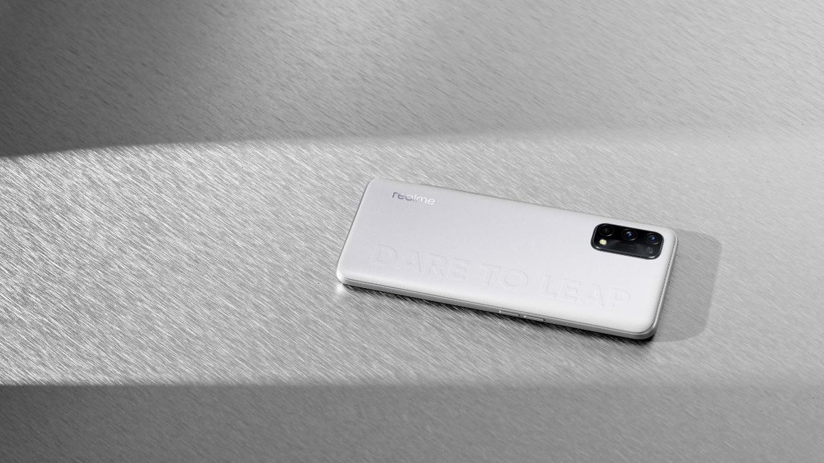 NishantBareilly's tweet photo. #realmenarzo30pro Aka
#RealmeQ2 full specs :
• 6.5" FHD+ LCD display
• 120Hz refresh rate
• Single hole punch
• Side fingerprint
• body thickness - 9.1mm
• Weight 194g
• 16MP selfie camera
• Triple Rear Camera
• 48MP+8MP ultra-wide angle+2MP
• Mediatek Dimensity 800U https://t.co/kE42wNugUl
