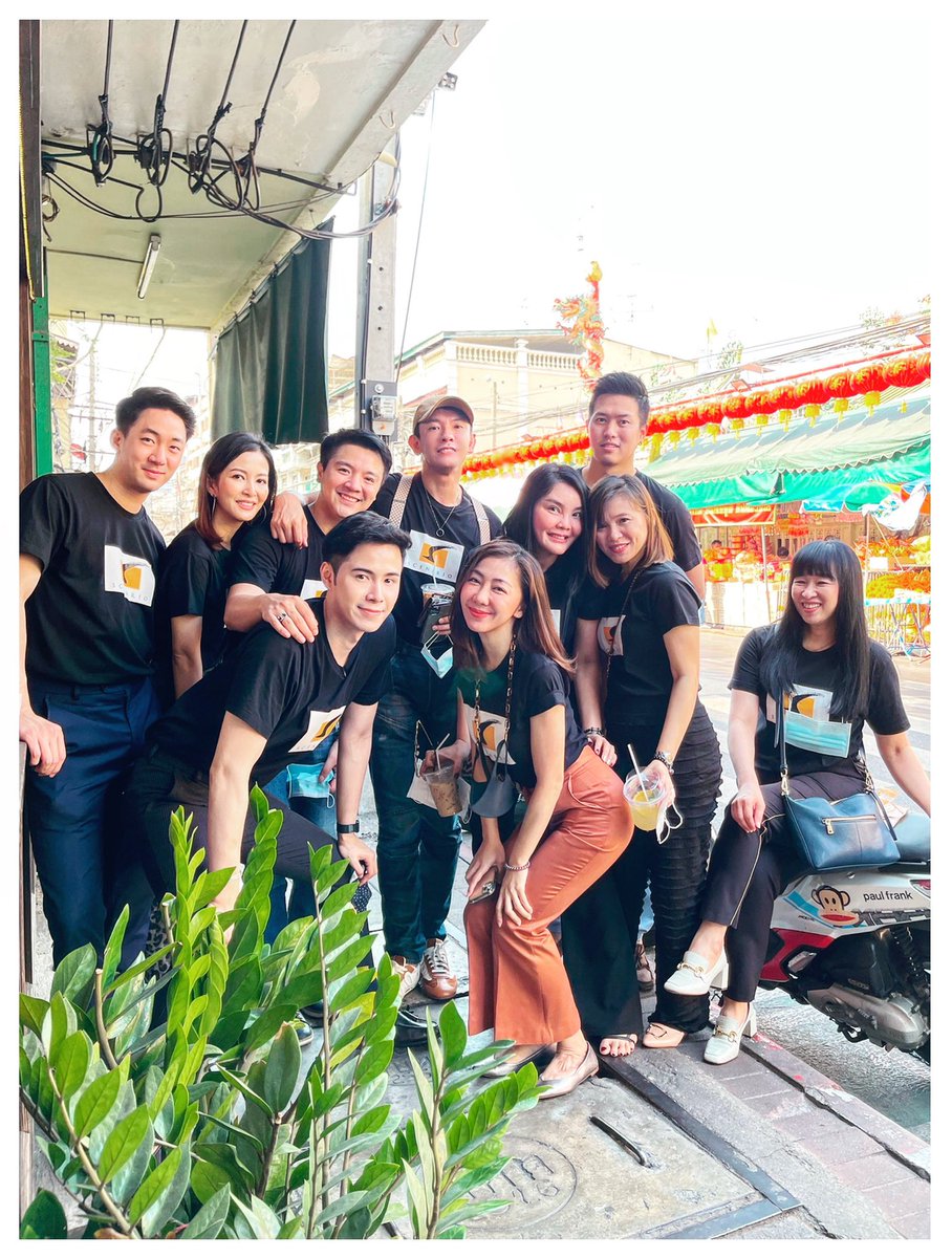 Jinnawa25102419's tweet photo. พาน้องๆ ฝ่ายขายไหว้ ศาลเจ้าพ่อเสือ เสริมแรงใจ ฝ่าอุปสรรคทะลุเป้า
#เพราะCovidมีไว้พุ่งชน
#สถิติมีไว้เพื่อทำลาย
#SCENARIOteam
#eddy2021 https://t.co/Hp6vLHvDcb