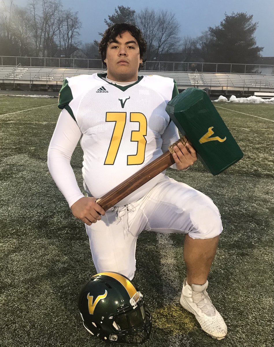 FBvikingstrong's tweet photo. 2020-21 and 4th annual Viking Warhammer recipient @TALvhs Tyler has had perfect attendance in 2020-21 and broke the school record with a 585 lb squat. 

We are proud to have Tyler carry on the tradition of leading the team out carrying the Warhammer with pride. #VikingStrong 💪🏽 https://t.co/OYPdxmeDfK