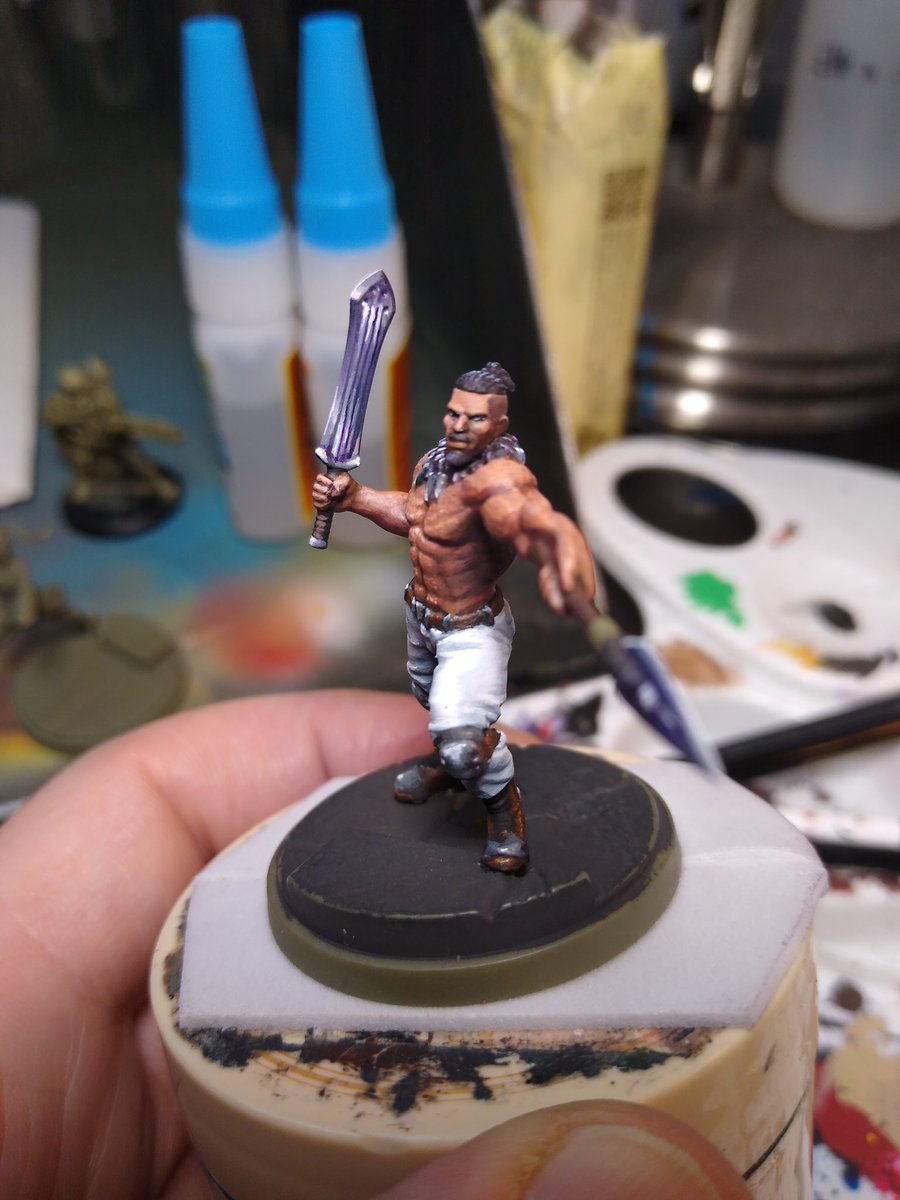theprimalpoodle's tweet photo. A bit of a late #miniaturemonday due to the holiday, but here's an update on Killmonger.  It's not the most complex model and I figured it would be relaxing after Okoye.  

Then I decided to add textures to everything.

Model from Marvel Crisis Protocol by @atomicmassgames https://t.co/jQHYhmJ5EC