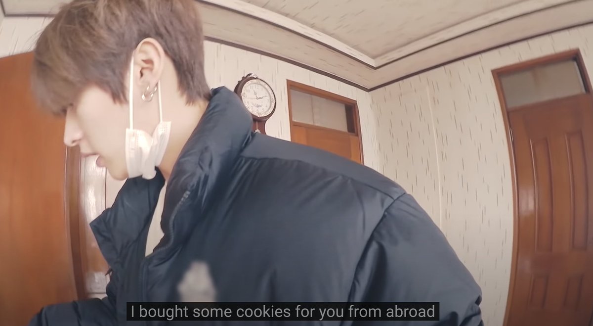 because he's an only child, minho spends a lot with his relatives (aunt, uncle, grandma).... he's especially always thinking of his grandma and brought overseas cookies for her to share with her friends... his heart is so big