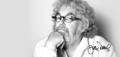 Felix Dennis as an aside...fascinating publisher, poet, and philanthropist whose net worth was estimated between $400-$900 million. His Wikipedia page is worth a gander for his interesting background.  https://en.wikipedia.org/wiki/Felix_Dennis