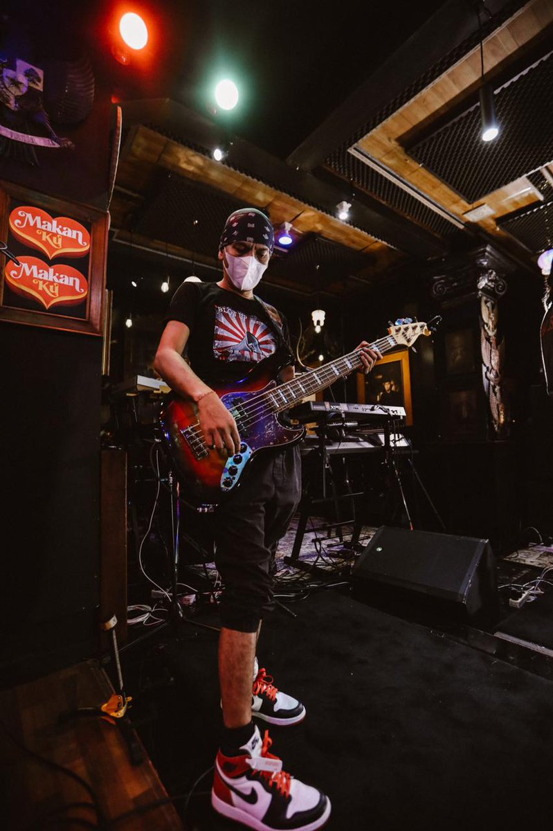 Sampurasun 👊👊👊
Jangan lupa tuang #blowup #blowupband