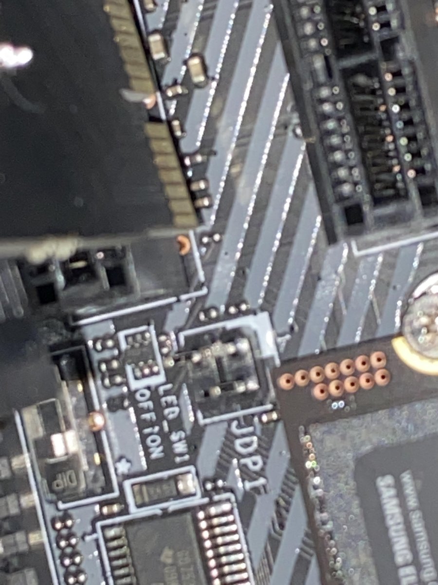 Sinterra_'s tweet image. 