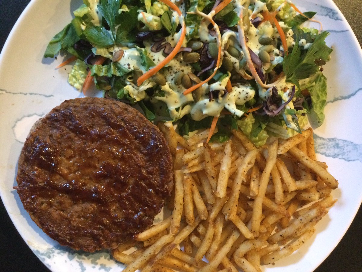 schmoozequeen's tweet photo. A Busy #MeatFreeMonday: Mixed Green Salad with Green Goddess Dressing, BBQ Vegan Burger Patty & Fries #plantbasedpatties @walmart #UltimateMeatlessBurger #GreatValue #MeatlessBurger
@agargmd @SteveW69x @budget_vegan @damn_thatsvegan
@Vegansorrel @plantarian @plantbasedcompn https://t.co/yffyxh1mER