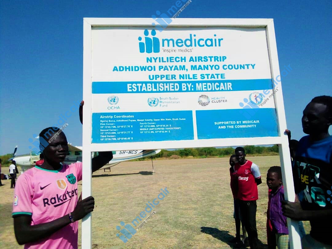 MedicairSSD's tweet photo. On behalf of the government and the community, Airstrip inauguration was graced by Payam administrator, paramount chief, chiefs, elders and communities. 
🎉 https://t.co/ghldXzrKOm