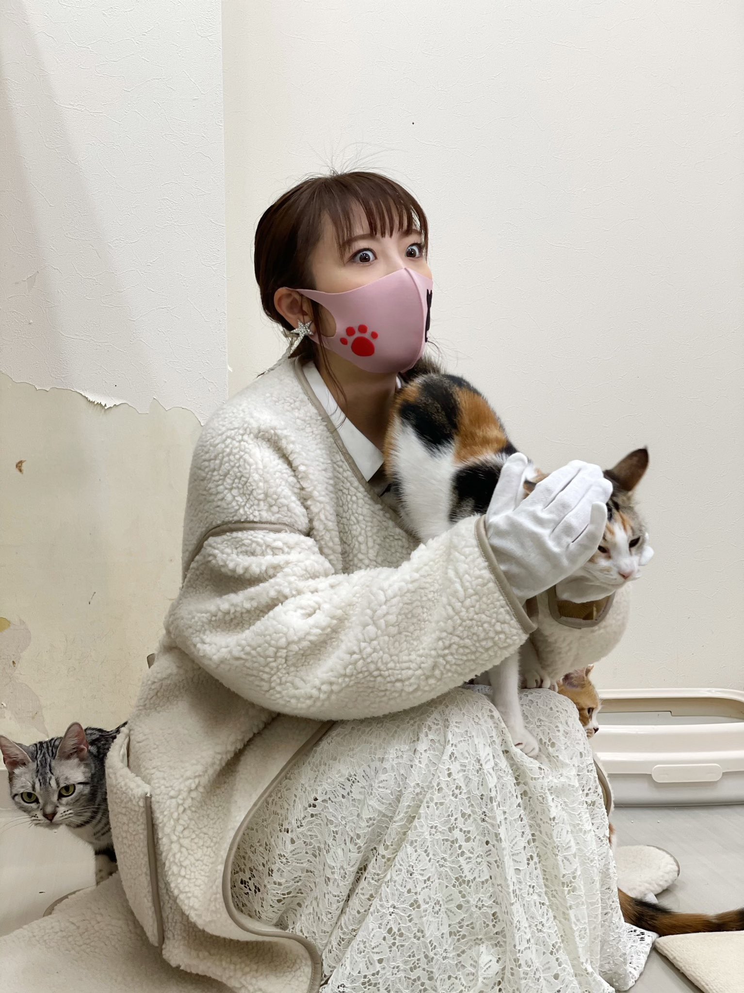 新品☆高橋みなみ　等身大パネル　非売品 暖かい日が増えてきたから薄着の日が増えてきました🌸 展示会で