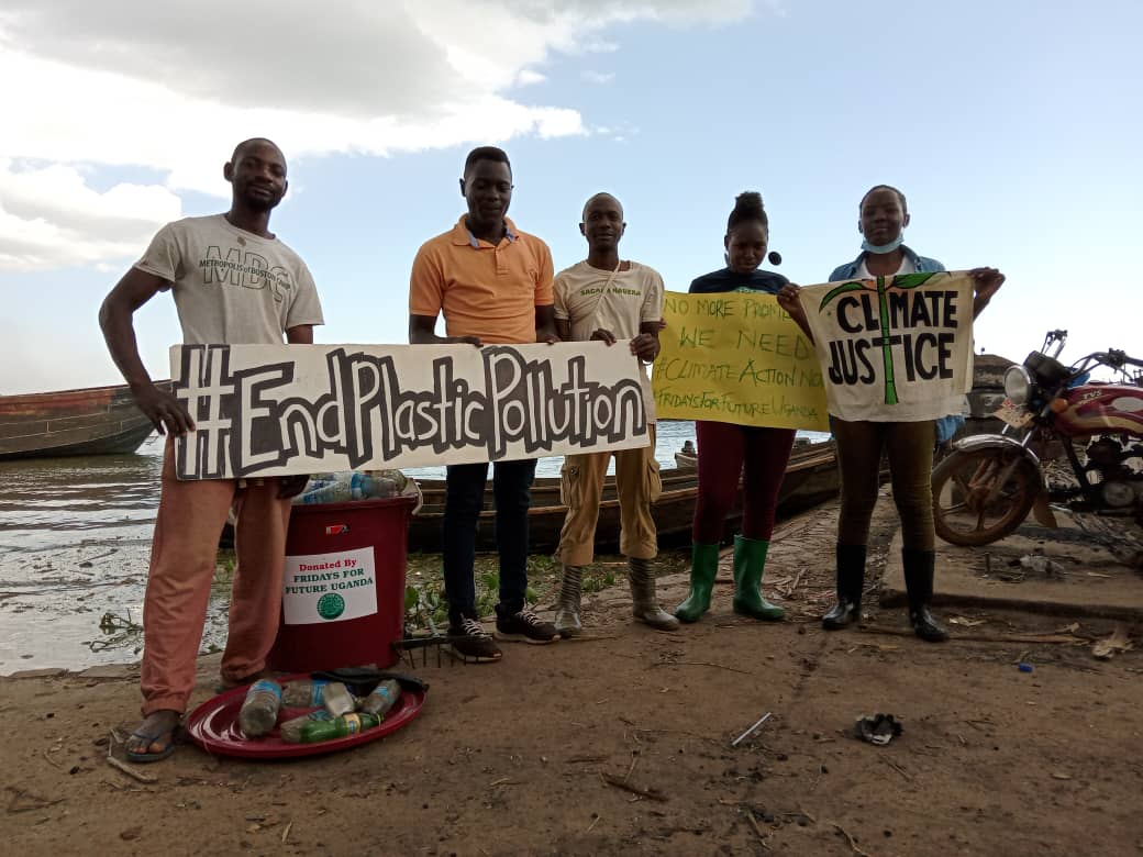 NakabuyeHildaF's tweet photo. After all: a #LakeShoreCleanUp and #ClimateStrike for #nature doesn't hurt.
If we can do it, You too can do it. https://t.co/UE8ttZuvms