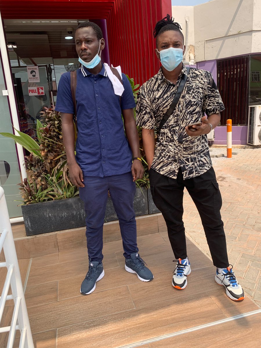 iamLuis_Figo's tweet photo. Link up w @QwesiFlexMusic talented and down to earth!!! Work Mode!!! #EnvyNot https://t.co/5zL82eUaPN