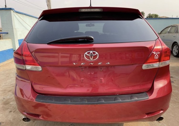 Registered 🔥
Toyota Venza 
2011
Thumb start 
Navigation system 
Low mileage 
Toks standard 
4.850
#tuesdaymotivations #tuesdayvibe #SoworeAt50 #BeLikeNgoziChallenge #BadGirlByHanno #Fajr #Lampard #YouthsTakeCharge #Werner