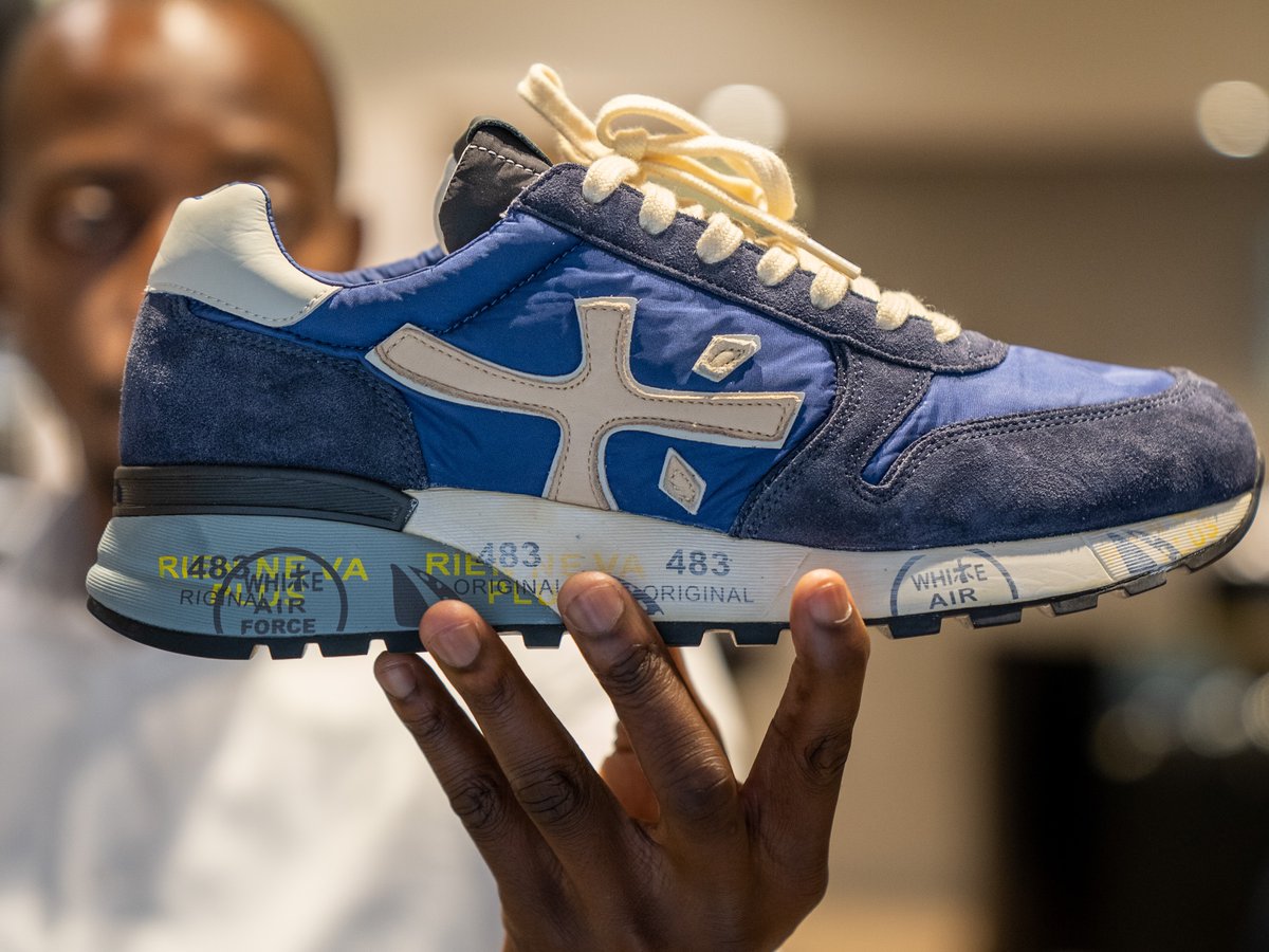 HPCHydePark's tweet photo. #SneakerOfTheWeek π₯
Discover the Premiata sneaker range in-store at Bon Ami!
#MadeForHim #Premiata #BonAmiFashion https://t.co/5VkSiF2DTP