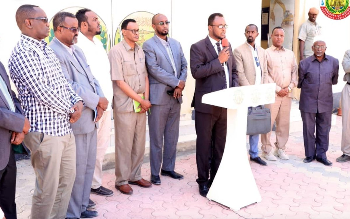 mhdirir's tweet photo. As the Ministry of Water Development launched a campaign for Rainwater Harvesting in January this year, I  and Minister had a productive meeting with governors &amp; Mayors #Somaliland's cities &amp; regions. We are ready to move into implementation phase of this program. https://t.co/yY6D6zi3cG