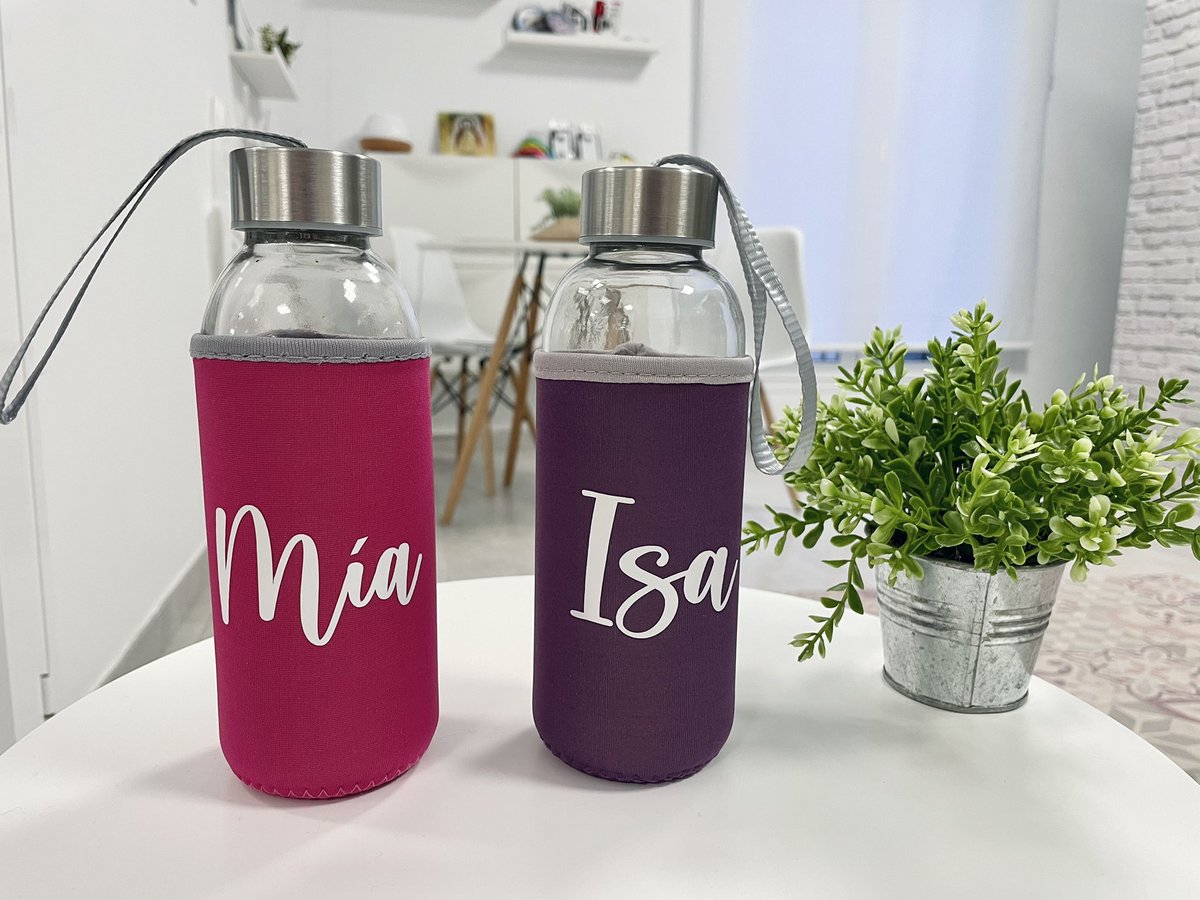 yoquieroTMS's tweet photo. 7€ - Botellas de cristal personalizada con tu nombre. 😍 https://t.co/ZFMikSRP0C