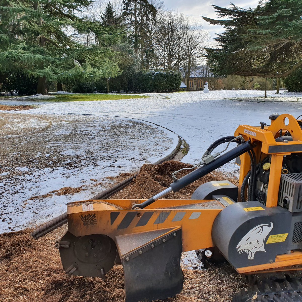 TreeGrinding's tweet photo. Tree stump grinding in the snow at Great Warley, near Brentwood, Essex. Removing four large conifer tree stumps, ready for replanting more trees. #treestumpgrinding
#GreatWarley
#Brentwood #Essex #Snow #Conifer https://t.co/IvHOty8Q8c