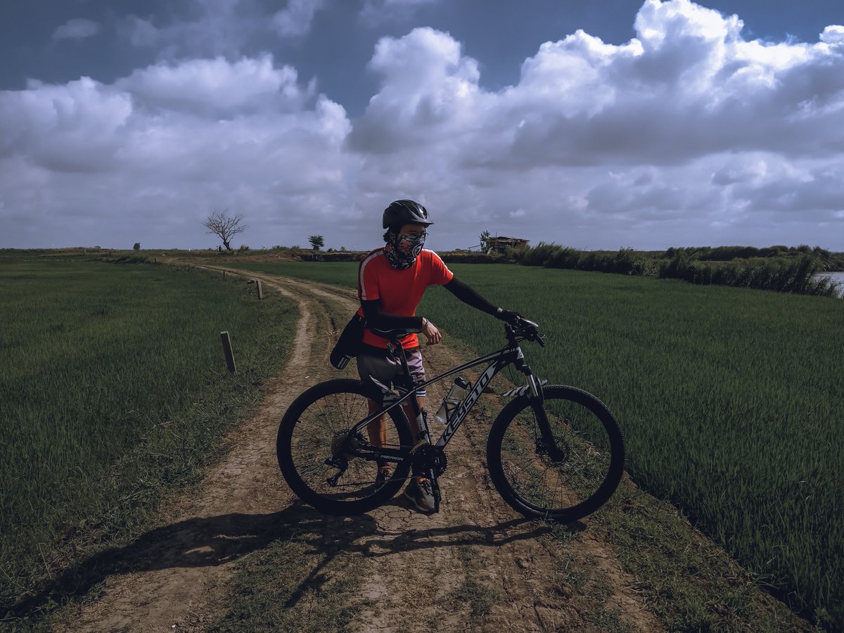 momonsantiago's tweet photo. Which do you prefer, Trail or Pilapil? Comment down below ๐
๐ท @arianelingat
.
.
.
.
.
#trail #trailbike #mountainbike #mtblife #mtb #bikephotography #biking #mobilephotography #phonephotography #photography #lightroom #lrclassph https://t.co/zlgQuRX7hH