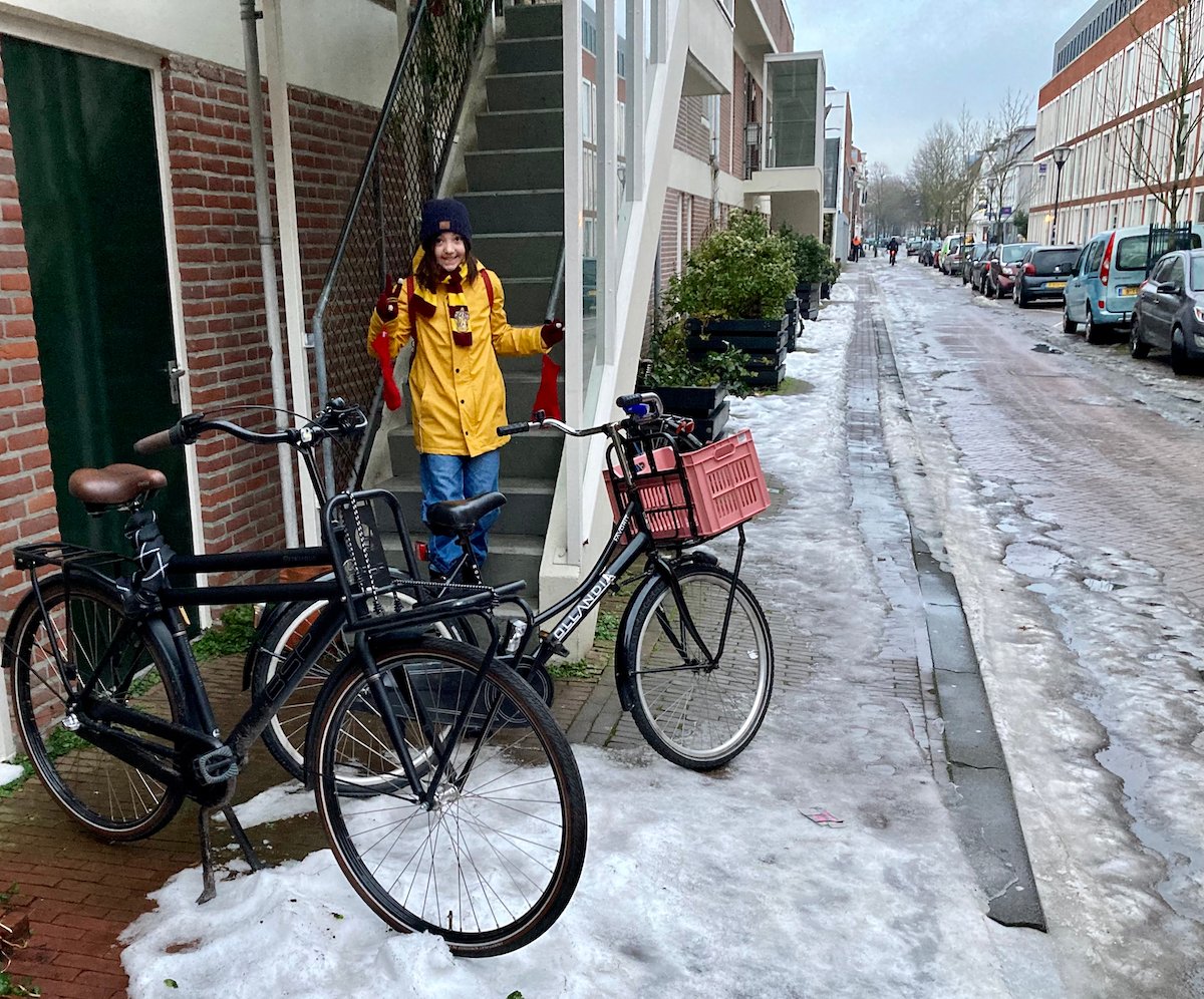 lou2twit's tweet photo. First time since December 11th we can bike to school again .. although still super slippery ;-) https://t.co/CSXQdPH0Aw