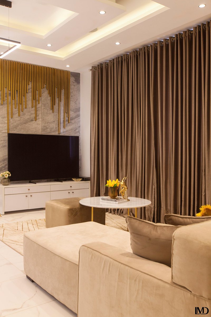 lmd_ng's tweet photo. A cosy feel in a family-focused room
PROJECT A.D
#interiordesignlagos #luxuryinterior #luxuryinteriordesign #interiordesign #interior123 #livingdifferent #interiorstyle #LMDLifestyle #LMD _________________________________www.lmd.com.ng https://t.co/1YcIWCjoaL