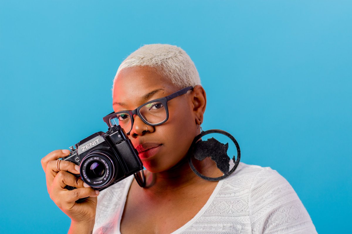 Do not miss our MBP Live today on Instagram.com/mpbcom 7pm GMT / 2pm ET with the brilliant Tori Lens - torilens.com with <a href="/UKBFTOG/">UK Black Female Photographers</a>