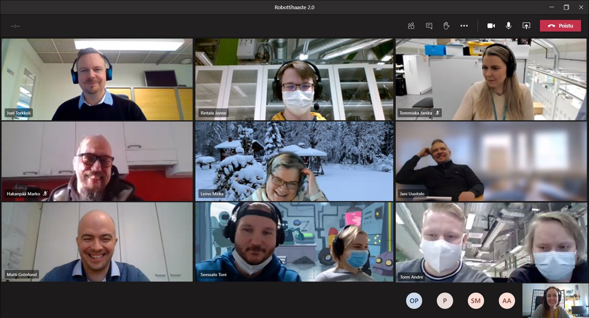 Robottihaaste 2.0 on käynnissä! Tapasimme viime viikolla joukkueita ja kuulimme loistavia ideoita haastetehtävään! Voitosta kisaavat SAMK:n Robotiikka Akatemian joukkueet T.V. Robotics, jumalTeam3000XXL/NG, Team Panda ja Omnissiah. Onnea matkaan! @SatakunnanAMK @RoboAI2 #robotics