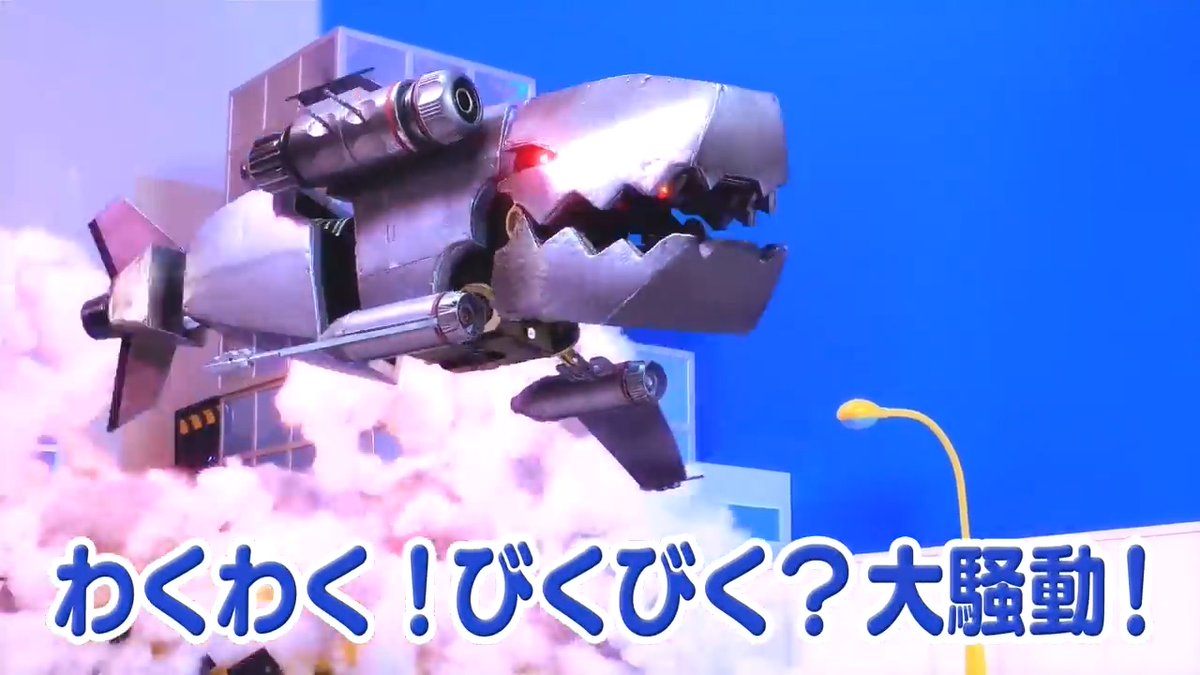 どmなキョン 次回のモルカーに出てくるやつ 映画どらえもん 宇宙小戦争 のクジラ型宇宙船にそっくりなんだよなぁ とか考えてたら３月にリメイクが公開されることになってた