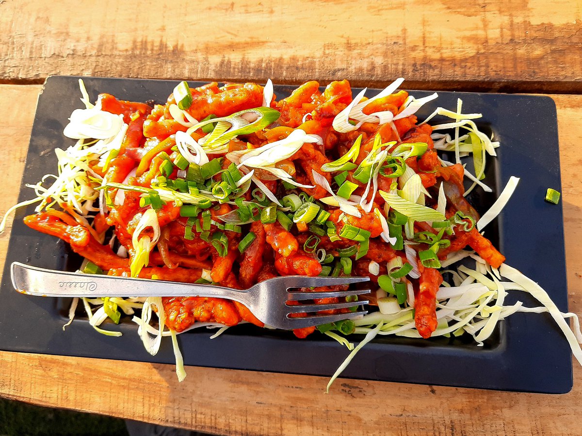 The perfect colorful bowl🌈⠀⠀⠀
.⠀
#foodfosters #honeychilipotato #honeychilli #indochinese #foodblogger #foodblog #foodbloggers #foodblogfeed #foodbloggeritaliani #foodblogging #foodbloger #foodblogeats #foodblogs #foodblogliebe #foodbloguer #foodbloggerlife #foodblogger