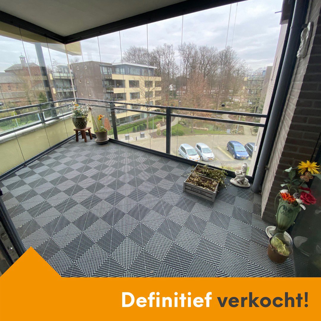 Ook dit mooie #appartement in #Roosendaal hebben we #verkocht voor internetplaatsing op #funda. #gefeliciteerd aan alle betrokkenen. Wilt u ook uw appartement #verkopen? #graagtotuwdienst #vandereijkenmakelaardij #le
