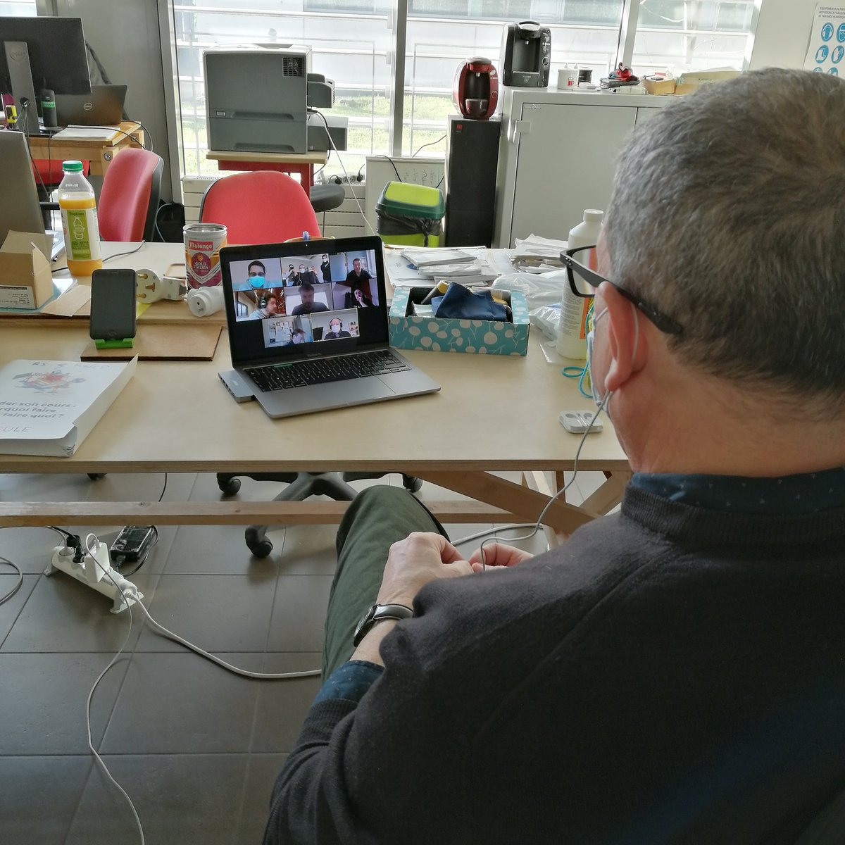 On accueille les nouveaux de la 10ème promotion du Diplôme Universitaire Métier Facilitateur! Sur Zoom malheureusement, mais le contact est là 😊
#faclab #DU #DUMF #DUMF10