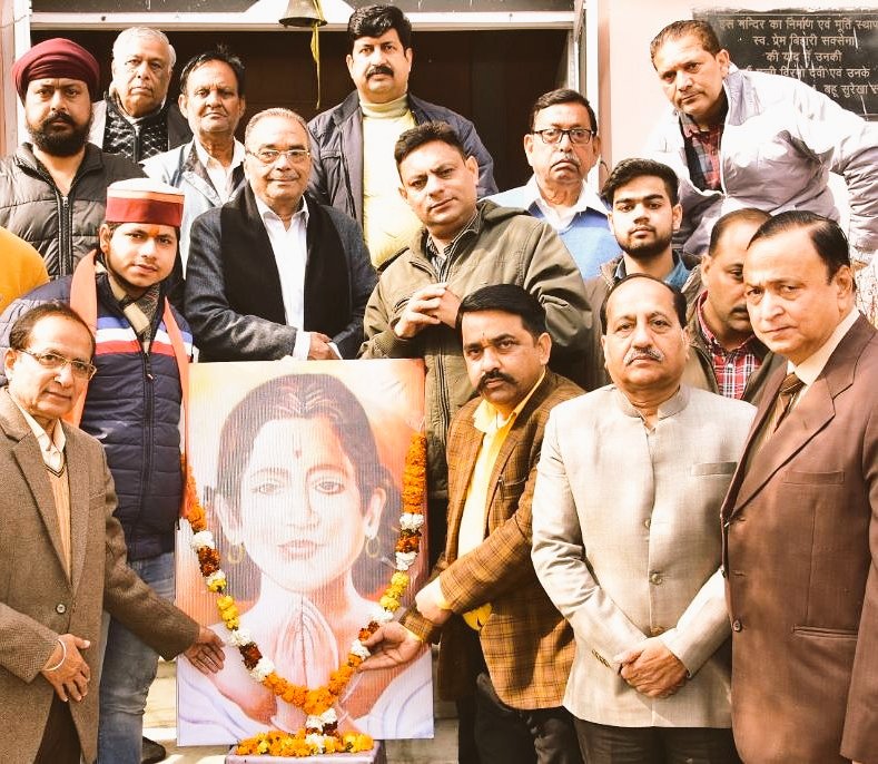 BobinSharma3's tweet photo. पंडित दीनदयाल उपाध्याय स्मृति मंच की ओर से अजीत नगर दुर्गा मंदिर में वीर हकीकत राय जी का बलिदान दिवस बड़ी श्रद्धा पूर्वक मनाया गया। https://t.co/2f0w6Uc3JE