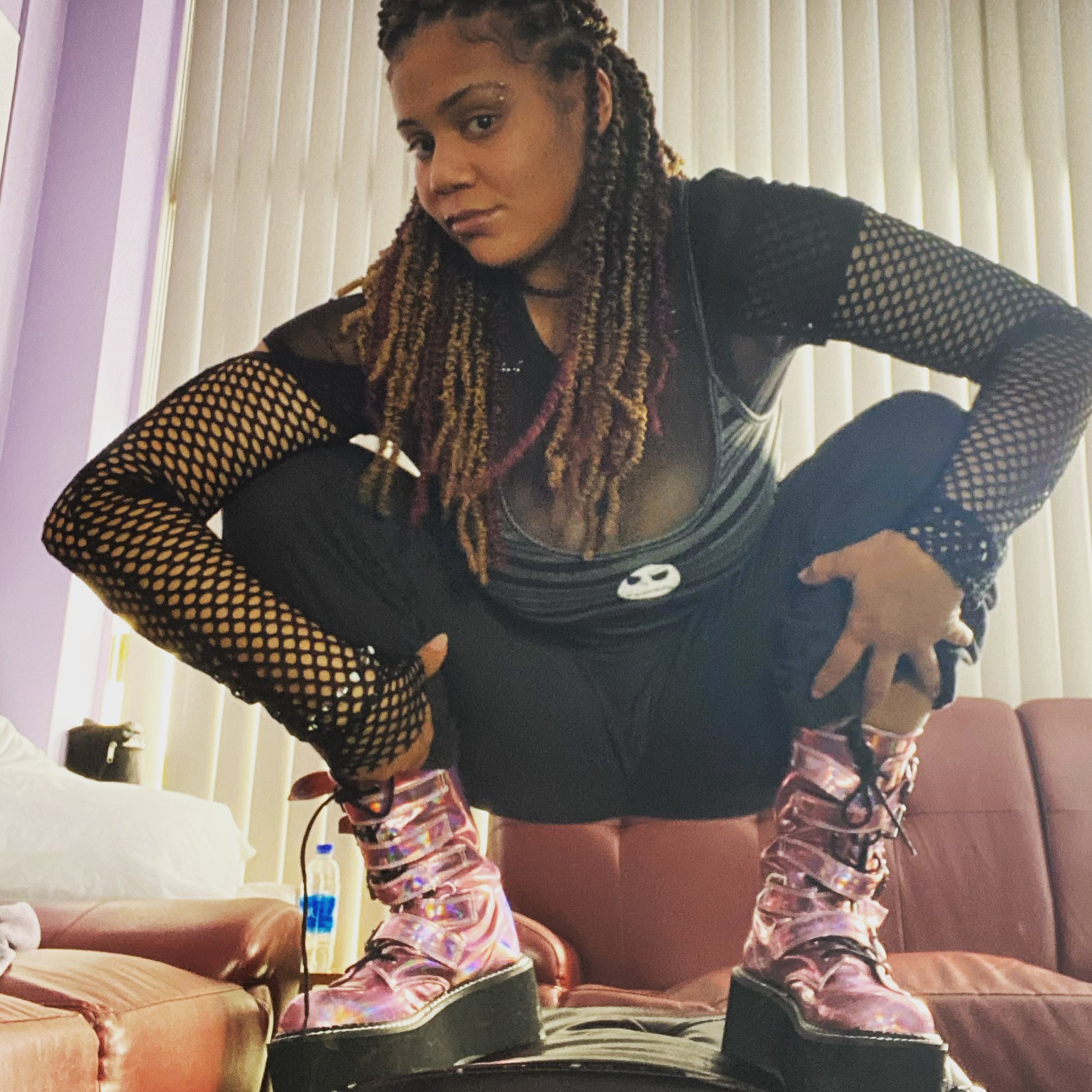 TW Pornstars - 💜🧞‍♀️𝓖𝓸𝓭𝓭𝓮𝓼𝓼 𝓞𝓹𝓪𝓵𝓸𝓷𝓲𝓪 😈🌙. Twitter.  Stomping all over your hopes of EVER seeing this body naked. 9:34 AM - 16  Feb 2021