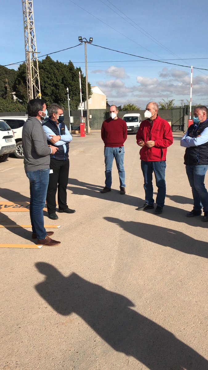 Elvira Vitores (@elviravitores) on Twitter photo El Consejero de Agricultura D.Antonio Luengo en las instalaciones de Nunhems en Cartagena <a href="/RM_Agua/">Consejería de Agua, Agricultura, Ganadería y Pesca</a> El Consejero de Agricultura D.Antonio Luengo en las instalaciones de Nunhems en Cartagena <a href="/RM_Agua/">Consejería de Agua, Agricultura, Ganadería y Pesca</a>