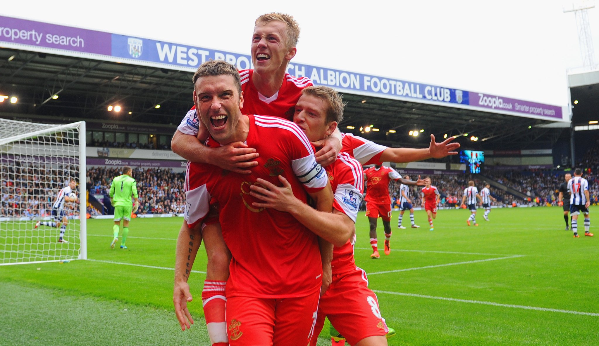 Happy birthday, Rickie Lambert! The legend turns 38 today.

Thank you for the memories... 