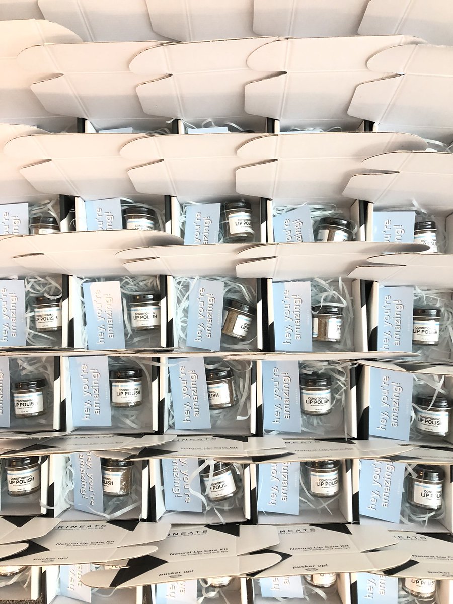 skineats_'s tweet photo. The lip care kit.          The feedback. https://t.co/2SJ84wzMCd
