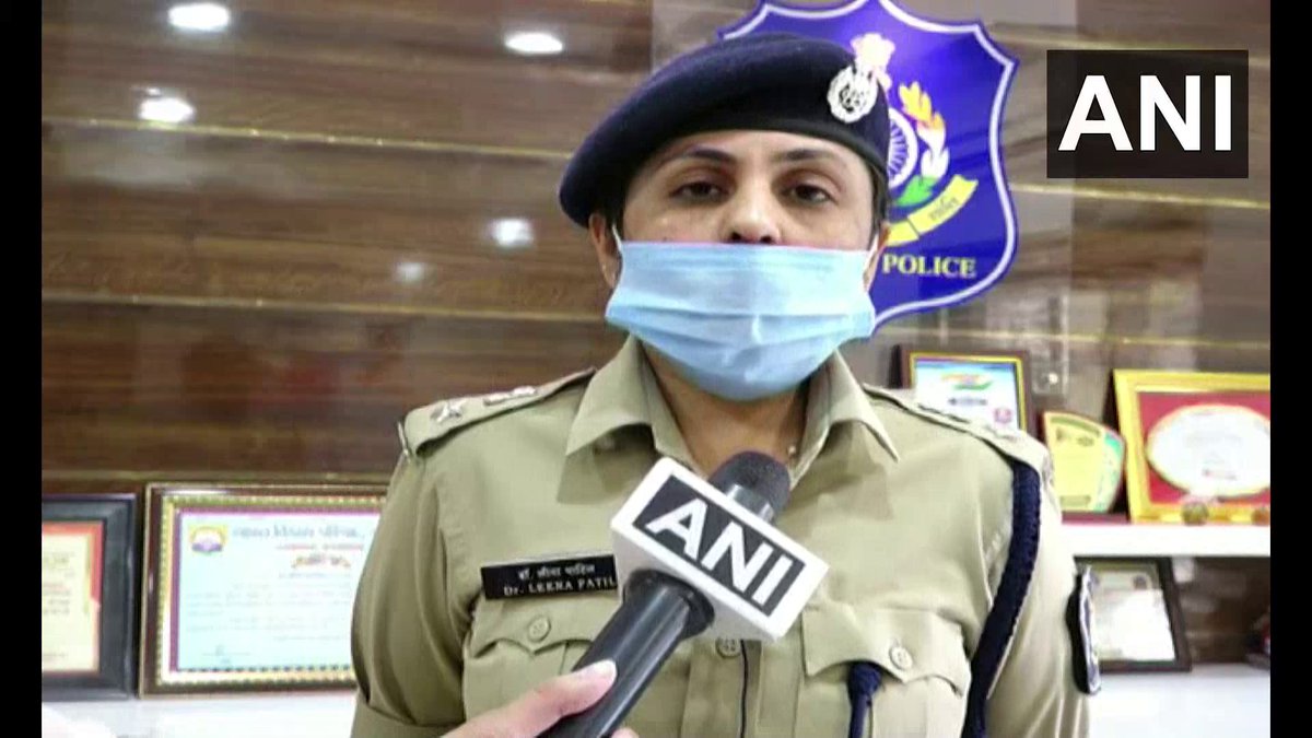 ANI's tweet photo. We have arrested the prime accused in 2002 Godhra train burning case after 19 years. He was working at different construction sites in Delhi: Dr Leena Patil, SP Panchmahal #Gujarat https://t.co/Vf53CLbiyi