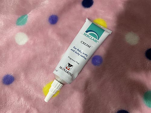 PantipBeauty's tweet image. [CR] แชร์วิธีอยู่กับโรคเซ็บเดิร์ม (Sebderm) หรือผิวหนังอักเสบพร้อมวิธีดูแลรักษาด้วยตัวเอง
pantip.com/topic/40522171

#โรคผิวหนัง #Sebderm #สุขภาพผิว #ผิวแพ้ง่าย #ดูแลผิวหน้า #ความรู้ #สกินแคร์  #ผิวดี #ผิวขาวใส #ครีม #ใช้จริงรีวิวจริง #PANTIP #BeautyPANTIP #โต๊ะเครื่องแป้ง