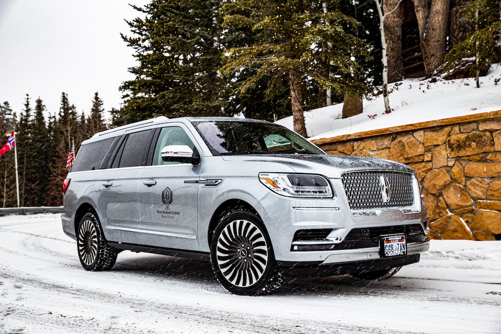 steinlodge's tweet photo. The Power of Sanctuary is right around the corner!
@Lincoln is bringing a revitalizing adventure to guests of Stein Eriksen Lodge.
Call or text (201) 588-1026 or email hello@lincolnexperiences.com.
.
.
.
#instacar #luxurycars #auto #cargram #carsofinstagram #steinstyle #parkcity https://t.co/dN4fLqCNcl