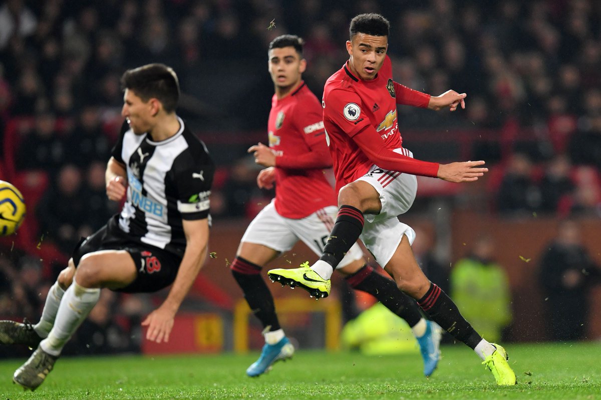 6. At 18y 72d he became the youngest player to score a brace in a major European competition for MUFC.7. He scored as many goals in his first 426 minutes of play in the PL for MUFC as Alexis Sanchez in 1923 minutes.