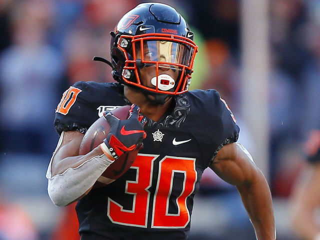 His junior season did not go as planned.He played in the first 7 games and put up pedestrian numbers...7 g133 att  625 yards4.7 y/a  5 TDs8 recs  52 yards  6.5 y/r  1 TD