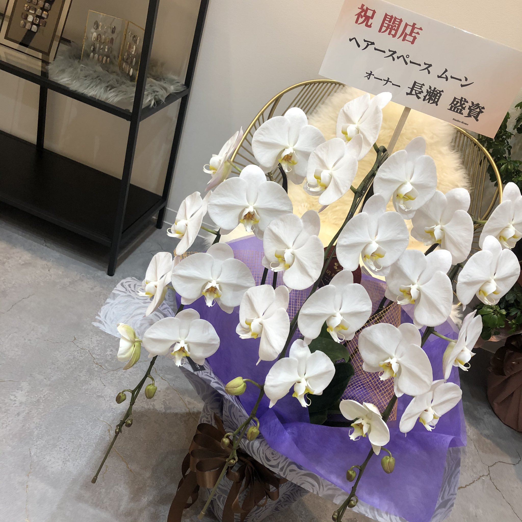 Harue グランドオープン1日目 外は隠れ家barみたいなサロン 岡山 新店舗 ネイルサロン 会員制サロン 岡山市北区 Open 店舗内装 店舗外装 健楼工務店 さんにお任せ Haruenail 岡山市 岡山ネイルサロン Jna認定講師 T Co