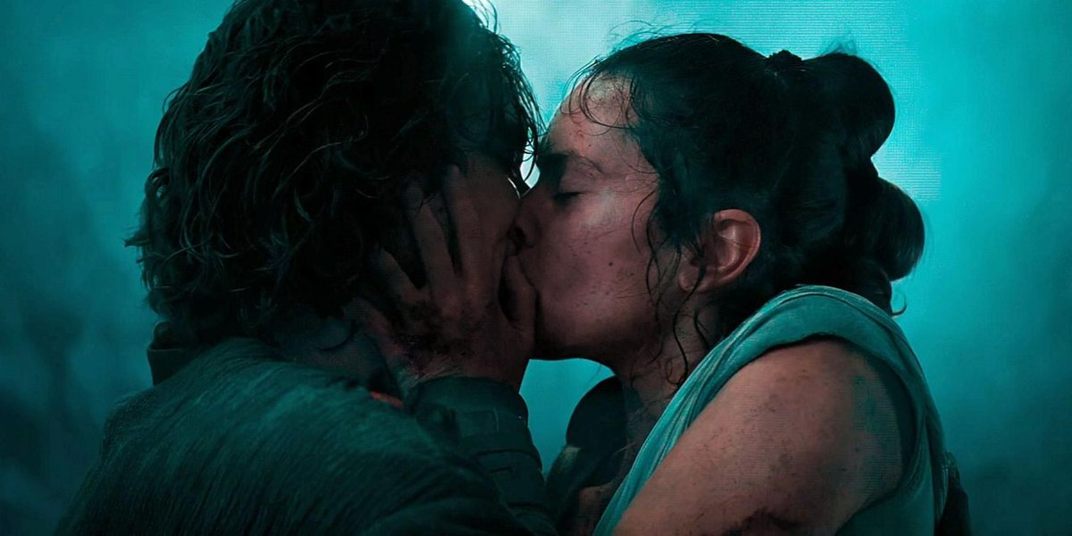 screenrant's tweet photo. Reylo was supposed to be real?

In a new interview, @rianjohnson says he saw Rey and Kylo Ren's relationship as a romance. 

https://t.co/TadchPRBZ9 https://t.co/WMjwIolJRI